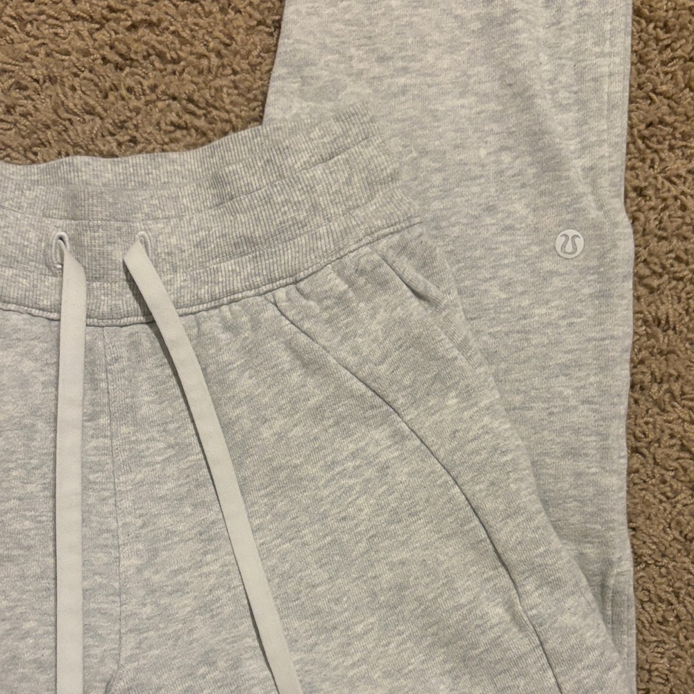 Lululemon Athletica Light Gray Joggers - Picture 4 of 6